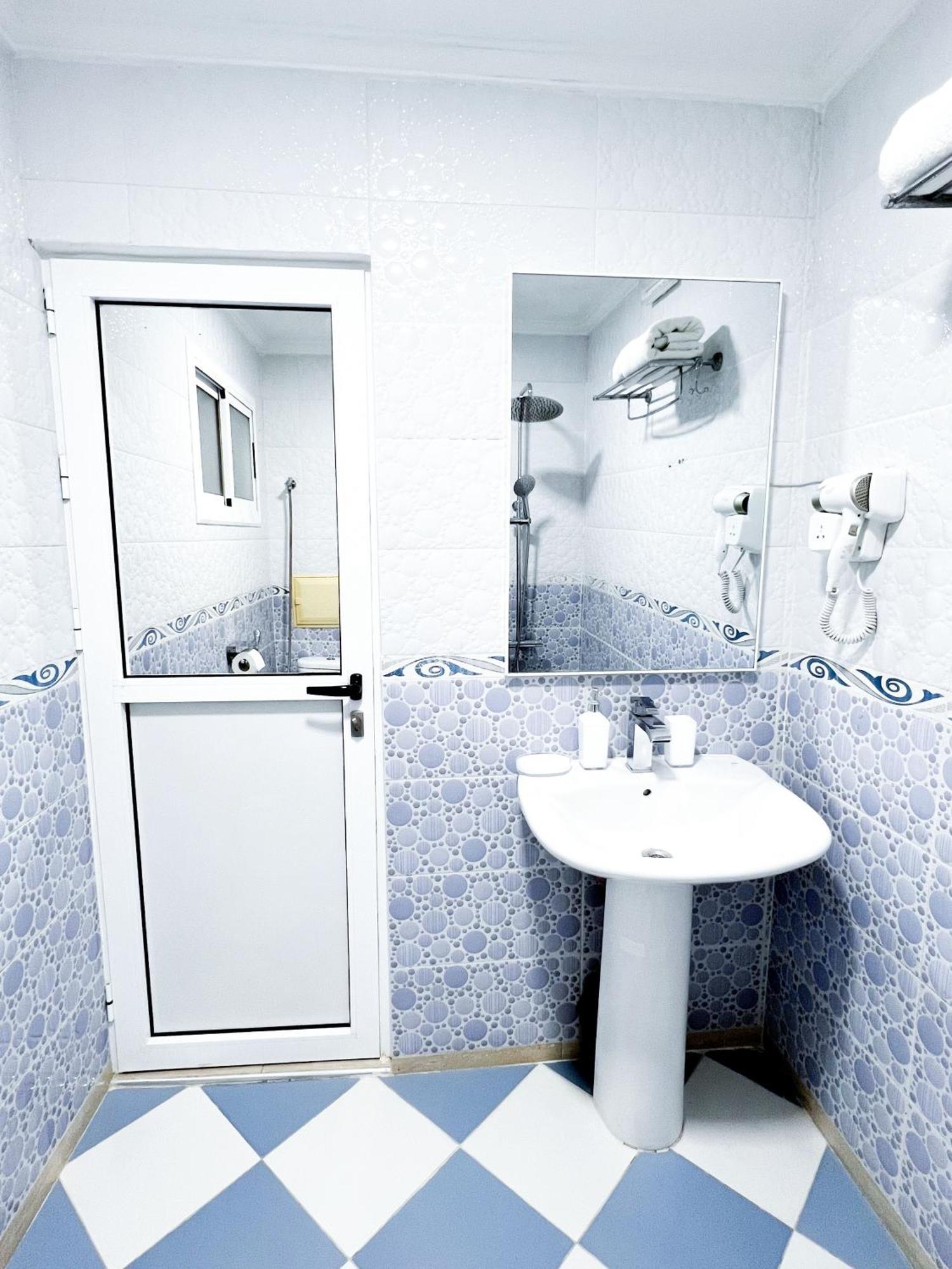 Mira Appartement -Lovely, Tidy & Close To Beaches And City Center Al Hoceïma Zewnętrze zdjęcie
